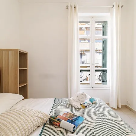 My Casa Durante 14 - Cosy In Town Close Train Station Apartament