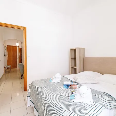 My Casa Durante 14 - Cosy In Town Close Train Station Apartament